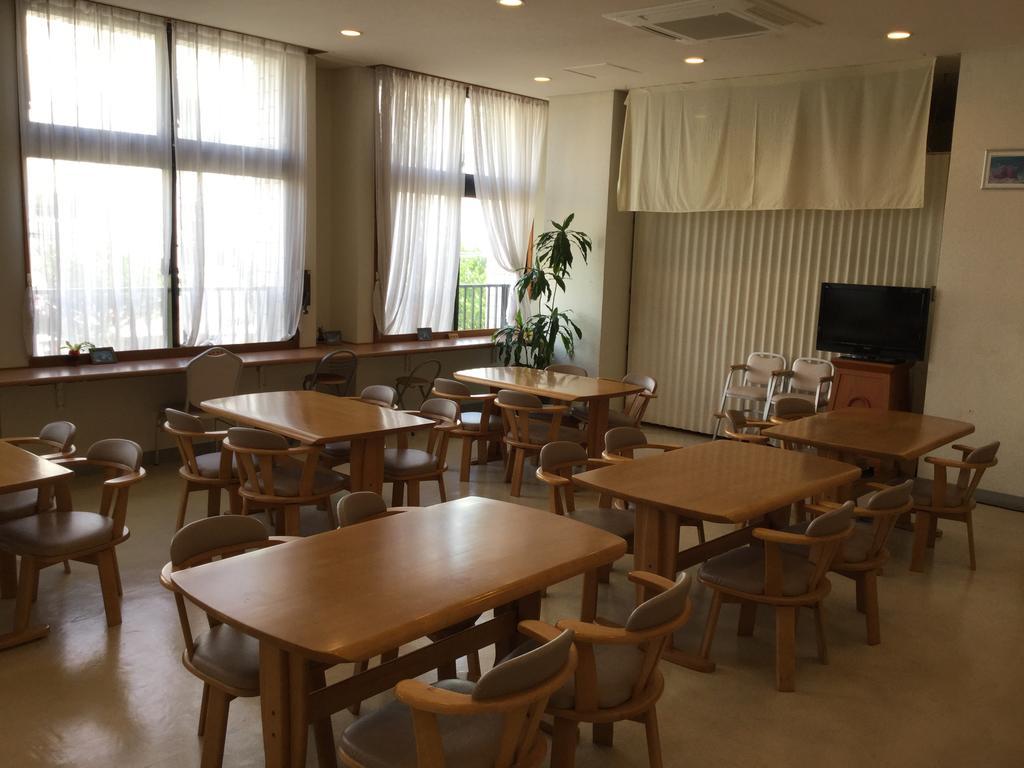 Hotel Peace Land Ishigaki Ishigaki  Экстерьер фото